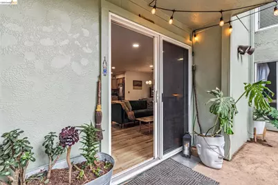 199 Montecito Ave #105, Oakland, CA 94610 - Photo 24