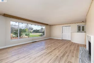 805 Lyon Ave, Sanger, CA 93657 - Photo 16