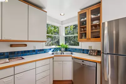 890 Keeler Ave, Berkeley, CA 94708 - Photo 18