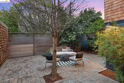 2962 Piedmont Ave, Berkeley, CA 94705 - Photo 50
