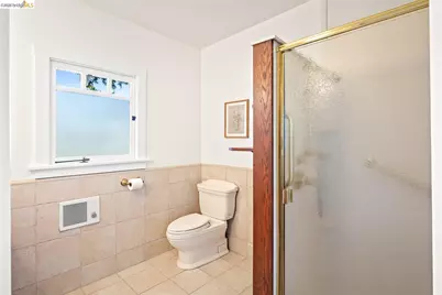 2962 Piedmont Ave, Berkeley, CA 94705 - Photo 40