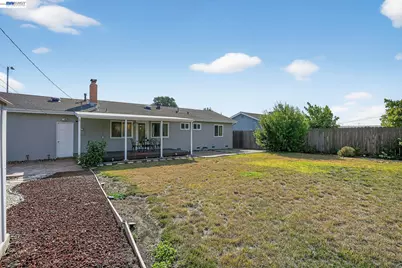 8578 Deervale Rd, Dublin, CA 94568 - Photo 6