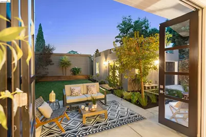 636 56th St, Oakland, CA 94609 - Photo 46