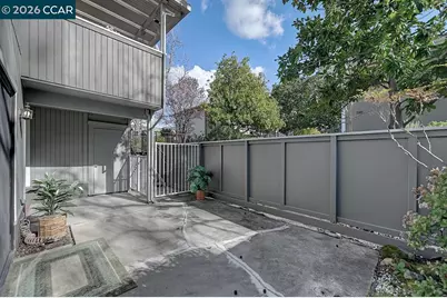 2724 Tice Creek Dr #2, Walnut Creek, CA 94595 - Photo 8