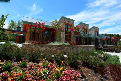 2724 Tice Creek Dr #2, Walnut Creek, CA 94595 - Photo 40