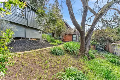 1101 Mountain Blvd, Oakland, CA 94611 - Photo 36