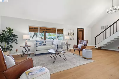 7738 Fairoaks Dr, Pleasanton, CA 94588 - Photo 12