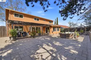 7738 Fairoaks Dr, Pleasanton, CA 94588 - Photo 6