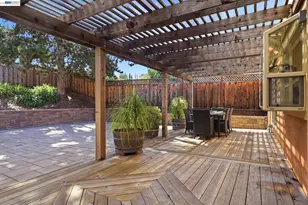 7738 Fairoaks Dr, Pleasanton, CA 94588 - Photo 10