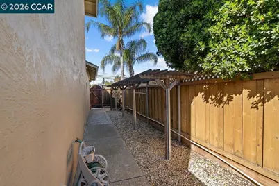 1560 Ayers Rd, Concord, CA 94521 - Photo 52