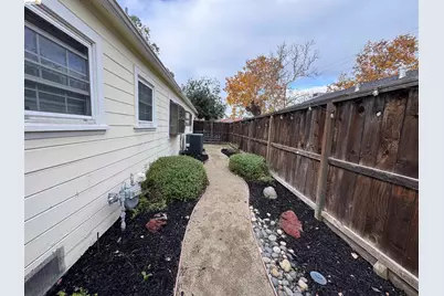 328 Walnut St, Stockton, CA 95204 - Photo 34