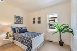 6927 Sunkist Dr, Oakland, CA 94605 - Photo 18