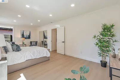 6927 Sunkist Dr, Oakland, CA 94605 - Photo 22