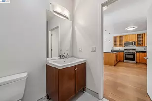 2300 Broadway, Oakland, CA 94612 - Photo 8