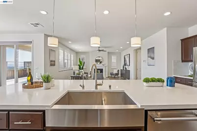 28719 Vista Grande Dr, Hayward, CA 94544 - Photo 16