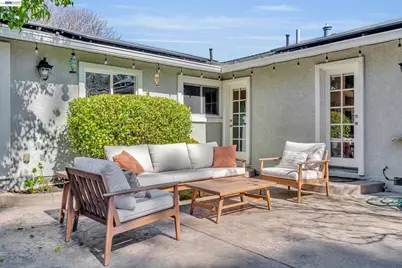 2070 Raven Rd, Pleasanton, CA 94566 - Photo 22