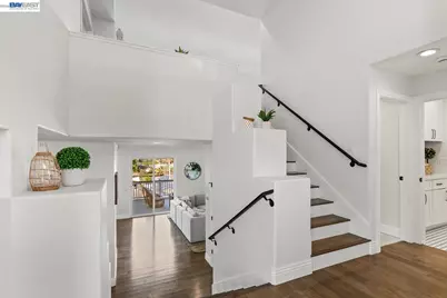 1048 Peppermill Ct, Concord, CA 94518 - Photo 10