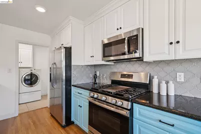 6411 Snake Road, Oakland, CA 94611 - Photo 26