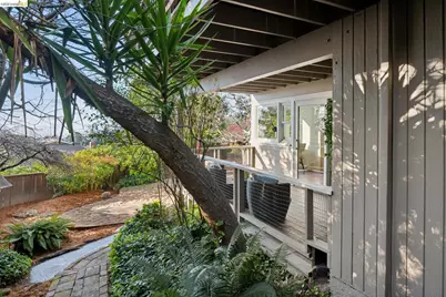 6411 Snake Road, Oakland, CA 94611 - Photo 48