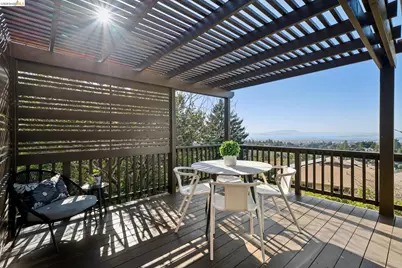 6411 Snake Road, Oakland, CA 94611 - Photo 16