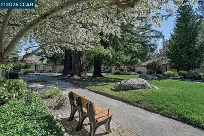 2717 Ptarmigan Dr #2, Walnut Creek, CA 94595 - Photo 44