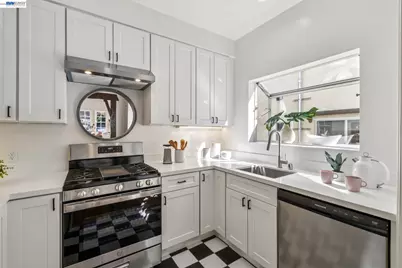 2365 Virginia Street #2, Berkeley, CA 94709 - Photo 12