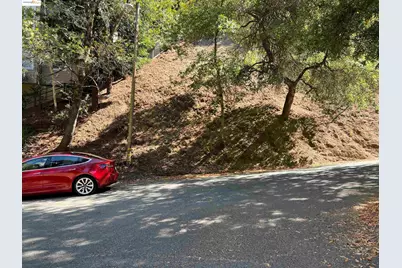 6390 Longcroft Dr, Oakland, CA 94611 - Photo 12