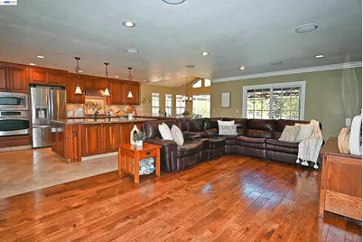 8133 Via Zapata, Dublin, CA 94568 - Photo 12