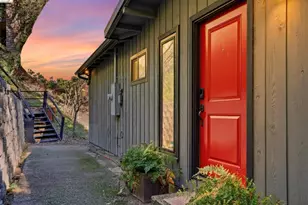 6416 Valley View Rd, Oakland, CA 94611 - Photo 54