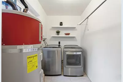 6416 Valley View Rd, Oakland, CA 94611 - Photo 32