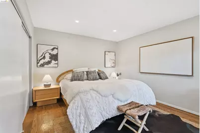 6416 Valley View Rd, Oakland, CA 94611 - Photo 22