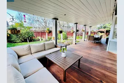 2042 Smith Ln, Concord, CA 94518 - Photo 42