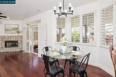 2042 Smith Ln, Concord, CA 94518 - Photo 18