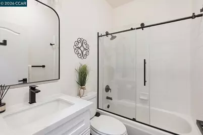 2042 Smith Ln, Concord, CA 94518 - Photo 20