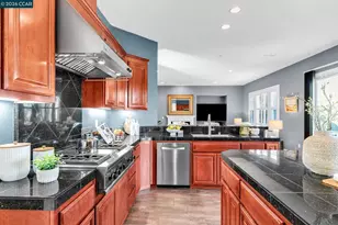 4999 Piper Glen Terrace, Dublin, CA 94568 - Photo 12