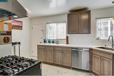 933 Cerrito St, Albany, CA 94706 - Photo 8