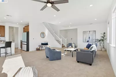 16172 Abernathy Ct, Lathrop, CA 95330 - Photo 8