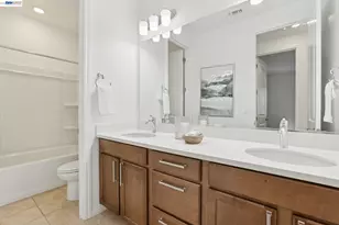 16172 Abernathy Ct, Lathrop, CA 95330 - Photo 32