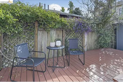 4030 Lusk St, Oakland, CA 94608 - Photo 26