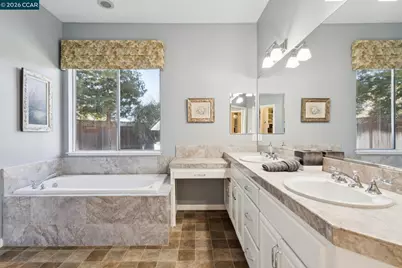 1869 Renee Way, Concord, CA 94521 - Photo 28