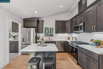 3017 Madeline St, Oakland, CA 94602 - Photo 6