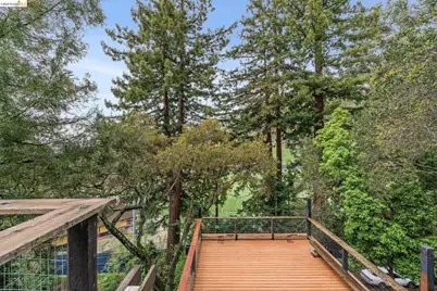 39 Canyon Rd, Berkeley, CA 94704 - Photo 46