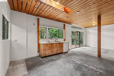 39 Canyon Rd, Berkeley, CA 94704 - Photo 22