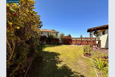 325 Landfair Ave, San Mateo, CA 94403 - Photo 14