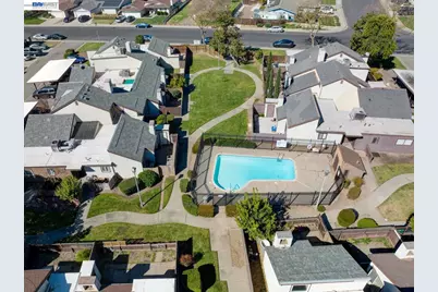 1414 Pajaro Avenue #41, Manteca, CA 95336 - Photo 4