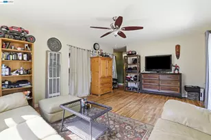 38380 Canyon Heights Dr, Fremont, CA 94536 - Photo 8