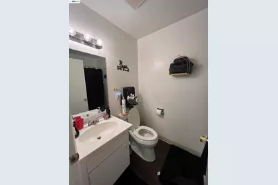 355 Parkview Ter #A-8, Vallejo, CA 94589 - Photo 12