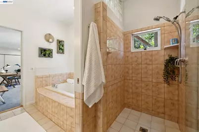 4539 Elinora Avenue, Oakland, CA 94619 - Photo 24