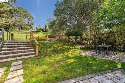 1400 Grand Avenue, Piedmont, CA 94610 - Photo 26