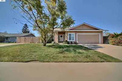 1425 Forest Dr, Turlock, CA 95380 - Photo 32